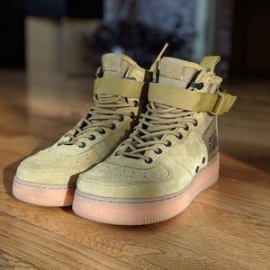 Nike SF AF1 Mid Desert Moss